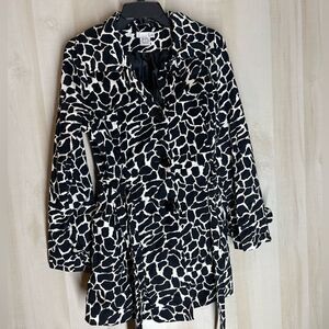 Luii black and white‎ animal print long sleeve jacket, size XL